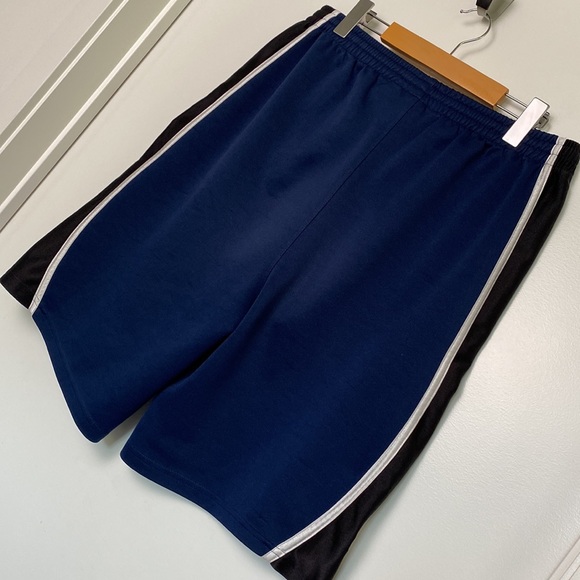 Vintage 90s Maple Leafs Nike Team NHL Shorts Men Small Blue Black Toronto Logo - Picture 7 of 16
